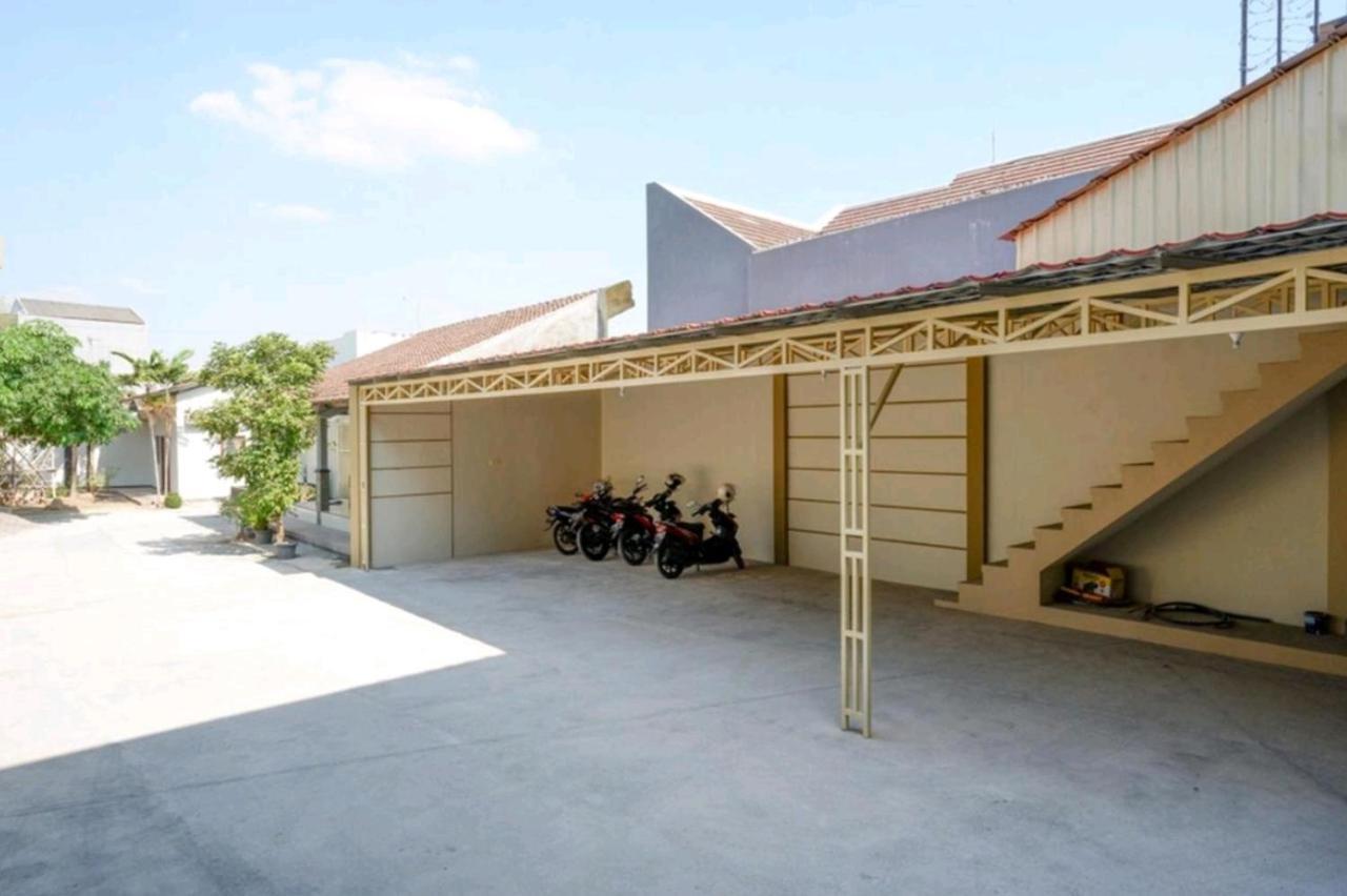 Villetta House Syariah Kudus Ngoại thất bức ảnh